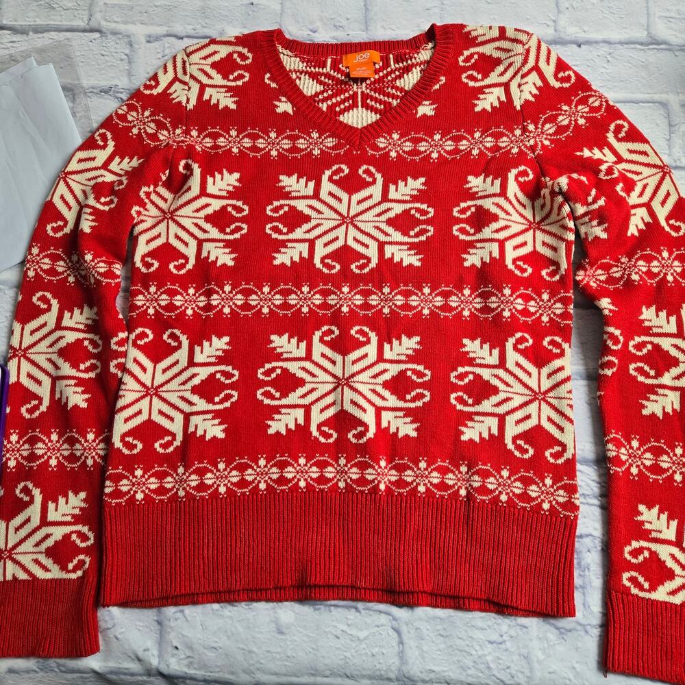 Joe Fresh Holiday Sweater Snowflake Fair Isle Red V-neck Christmas size Medium